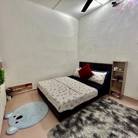 Cozy 255 Entire 3 Bedroom House At Alma Bukit Mertajam Exterior photo