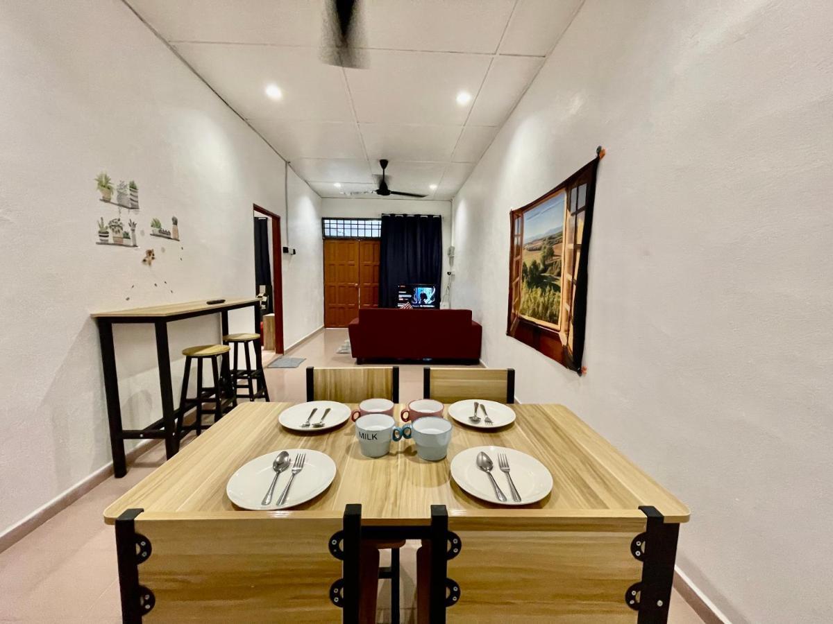 Cozy 255 Entire 3 Bedroom House At Alma Bukit Mertajam Exterior photo