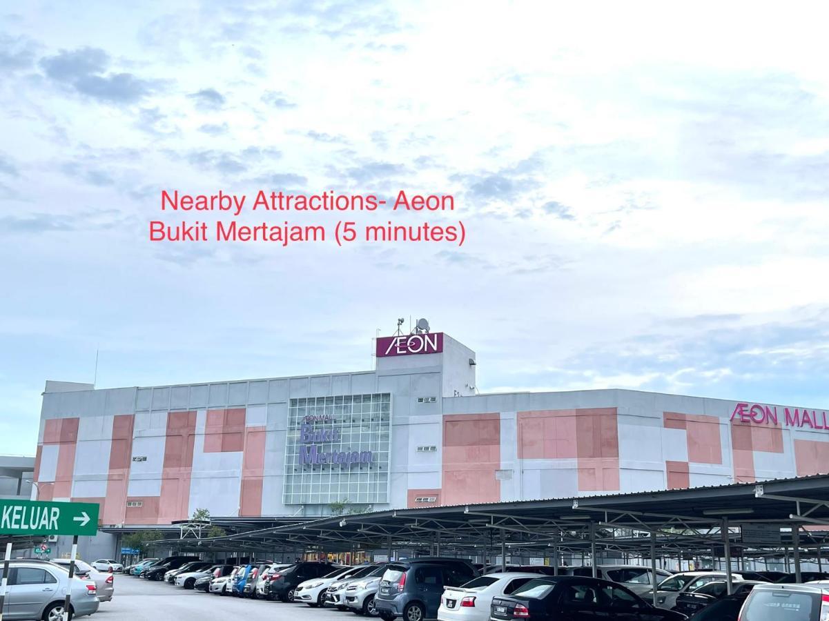 Cozy 255 Entire 3 Bedroom House At Alma Bukit Mertajam Exterior photo